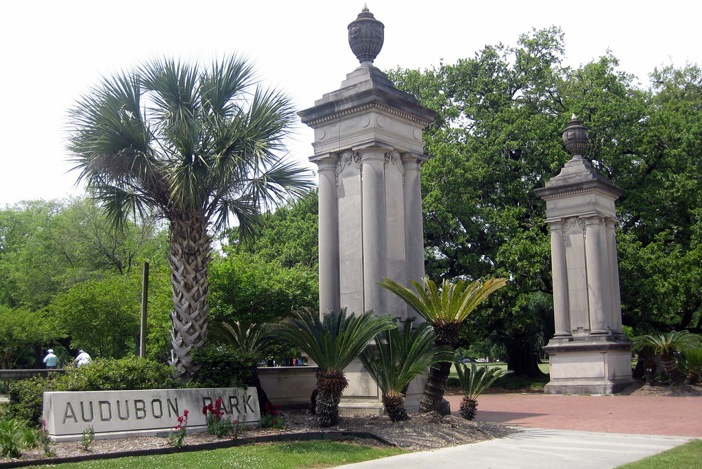 New Orleans - Uptown: Audubon Park - Ogden Entrance Pavilion
